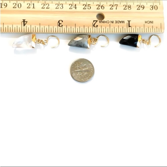 🌻NIB Howlight Gold Dipped Faceted Gemstone Fang Earrings🌻 - Picture 5 of 15